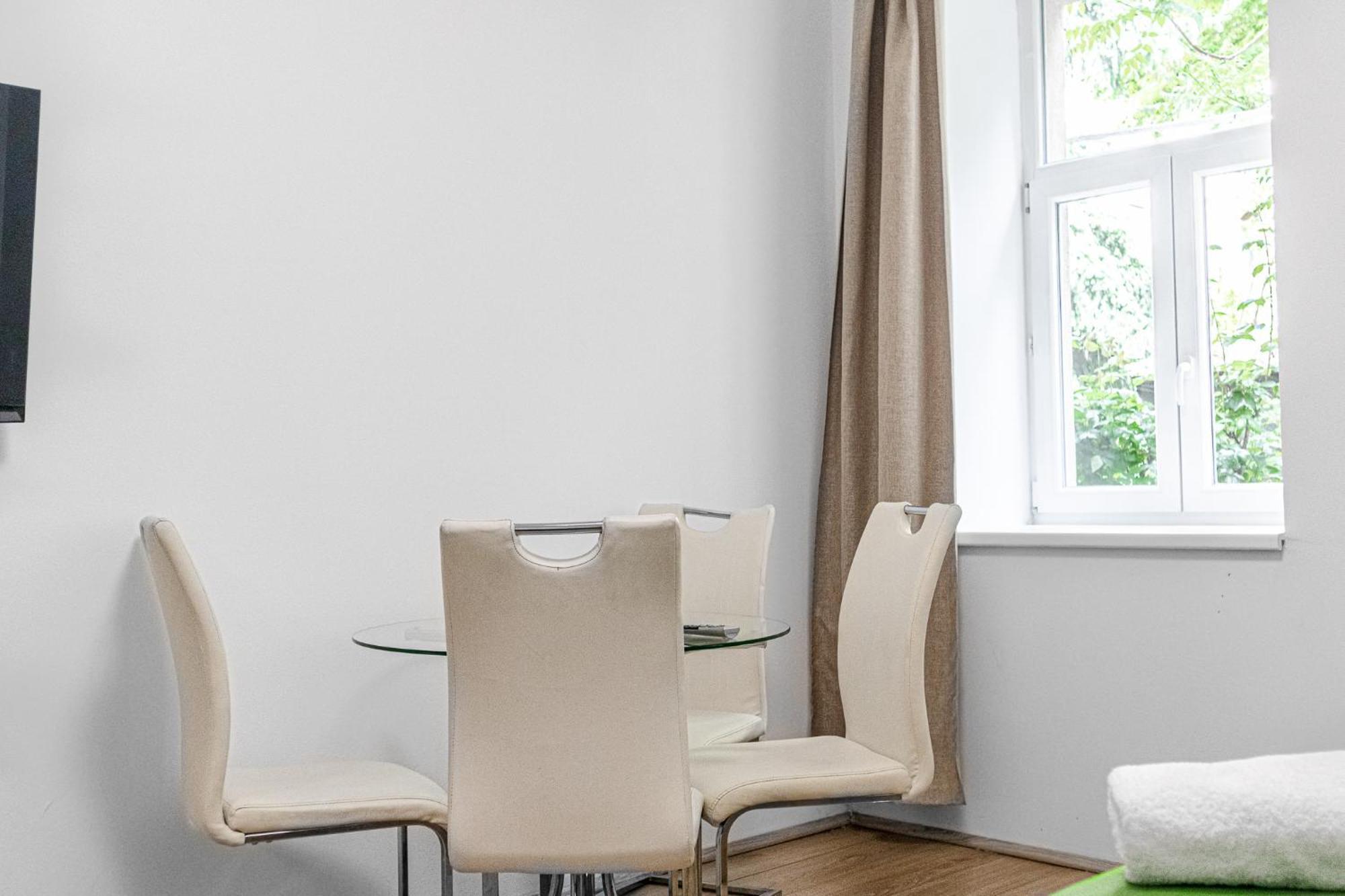 Lovely 2Br Shared Apartment, Enkplatz U3, 15Min To Center 维也纳 外观 照片
