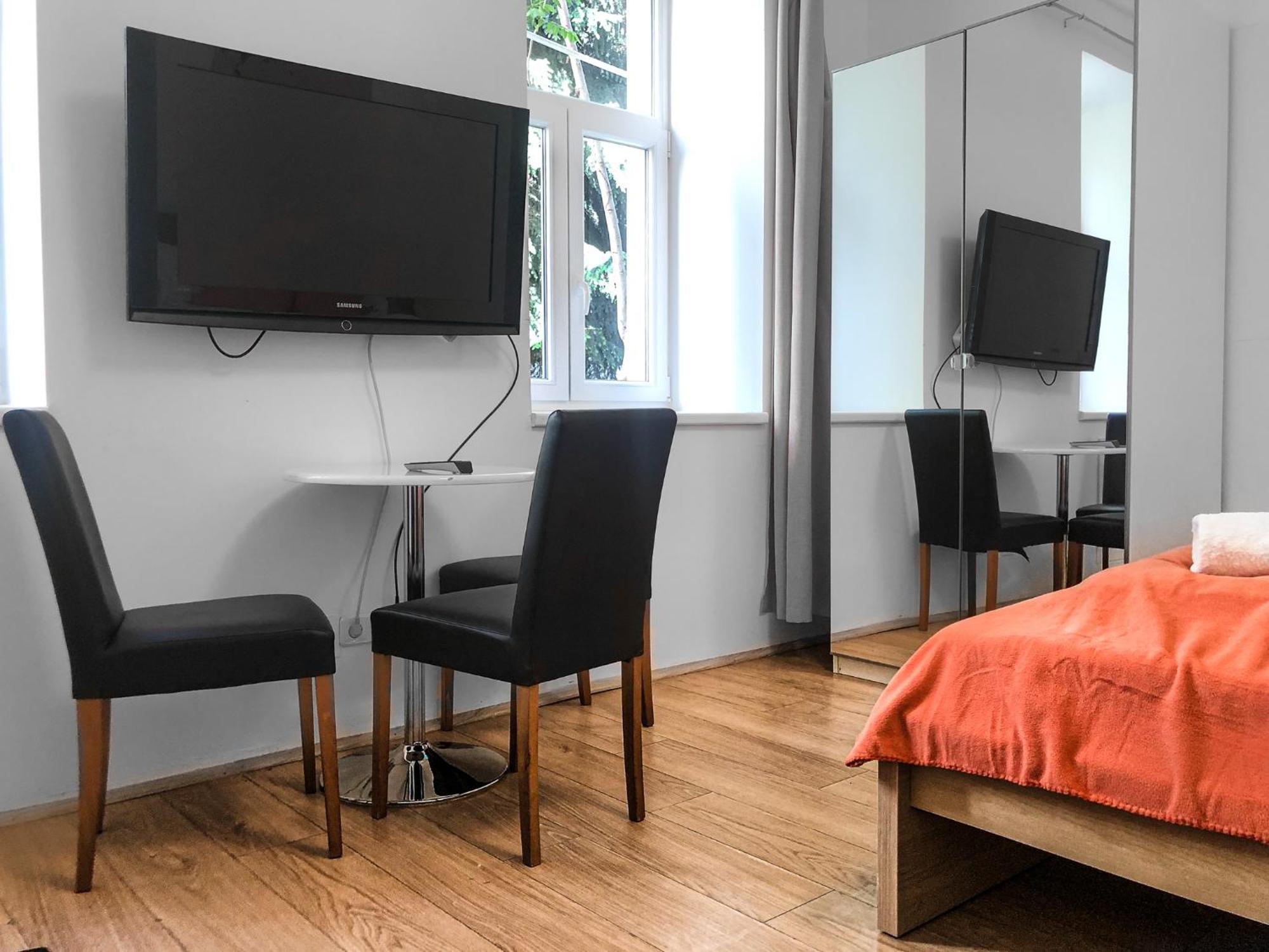 Lovely 2Br Shared Apartment, Enkplatz U3, 15Min To Center 维也纳 外观 照片